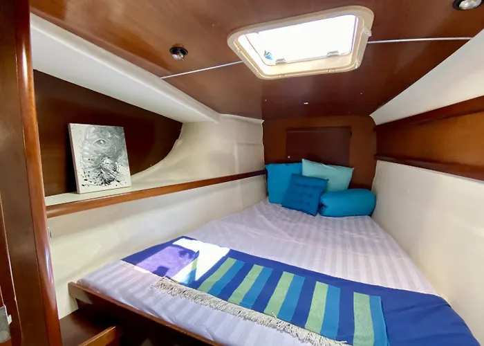 Alion Yacht
