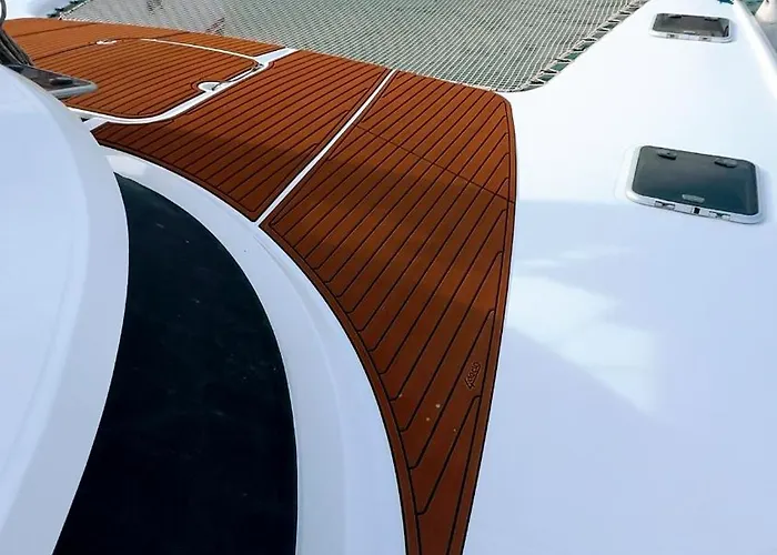 Alion Yacht *