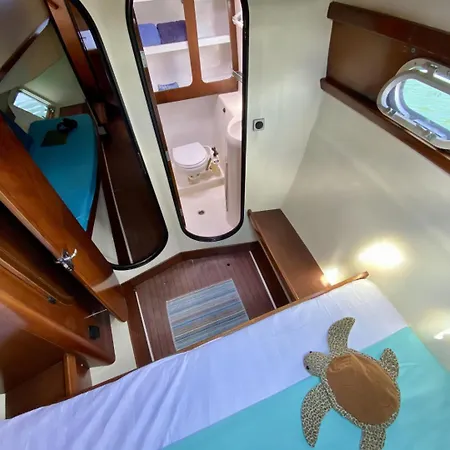 Alion Yacht * Altea