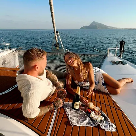 Botel Alion Yacht