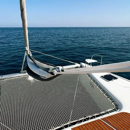 Alion Yacht Botel Altea